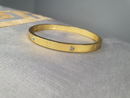 Luxury Gold Bangle with Sparkling Crystals for Women - Mux E Mart