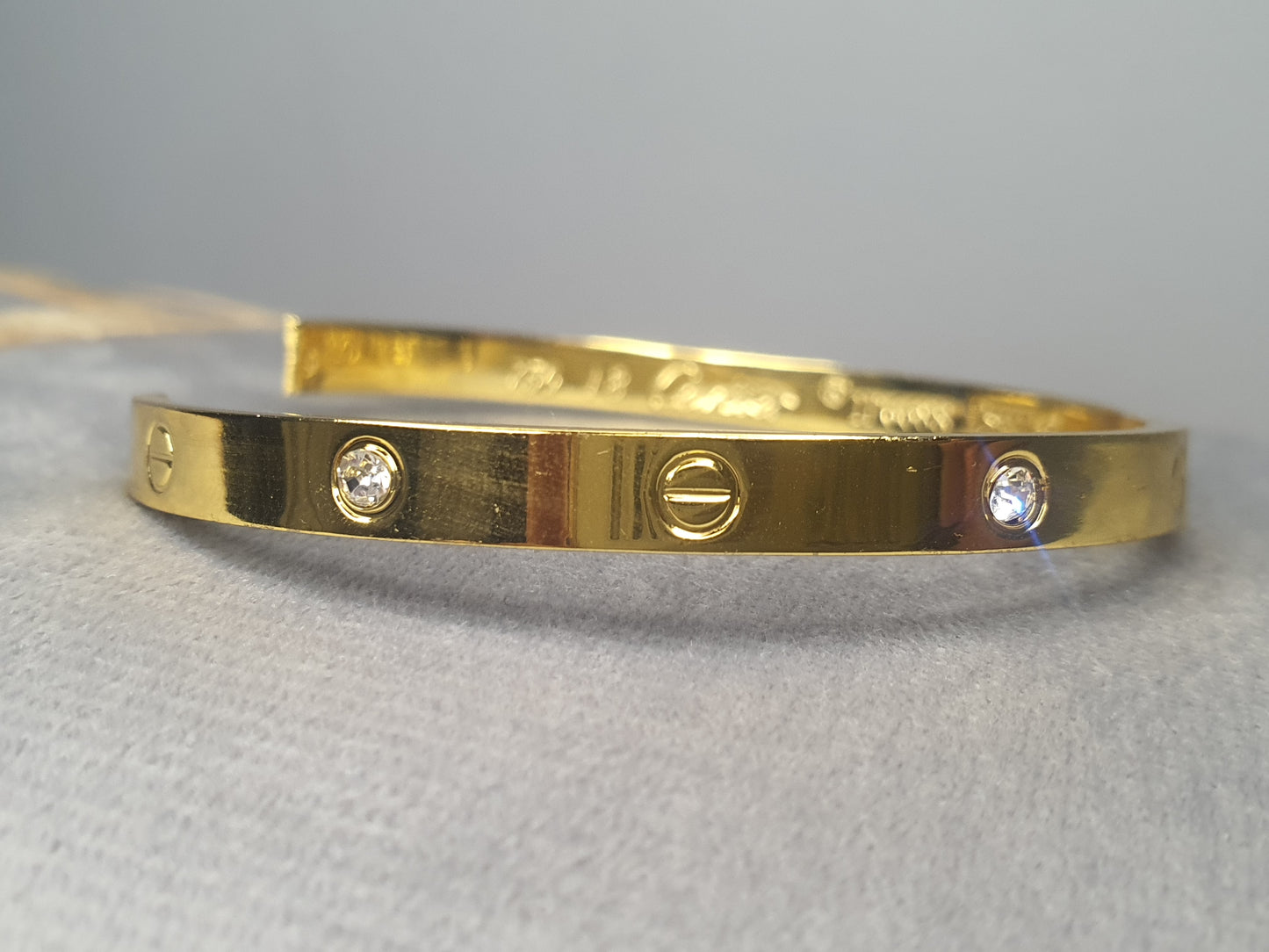 Luxury Gold Bangle with Sparkling Crystals for Women - Mux E Mart