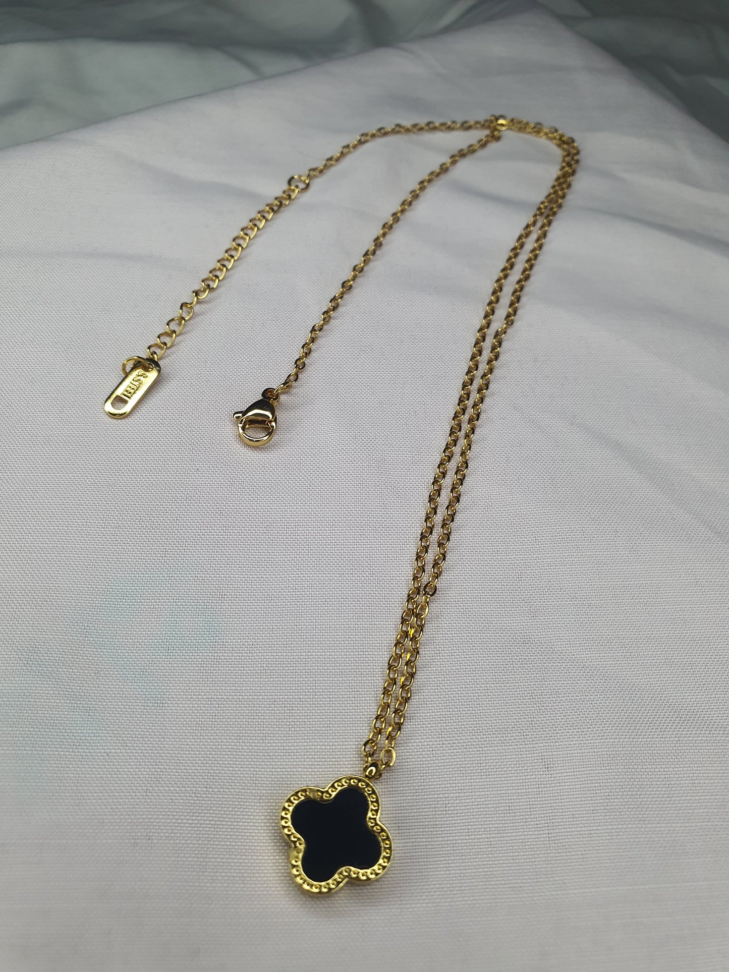 Clover Bracelet for Girls – Trending Stainless Steel Bracelet - Mux E Mart